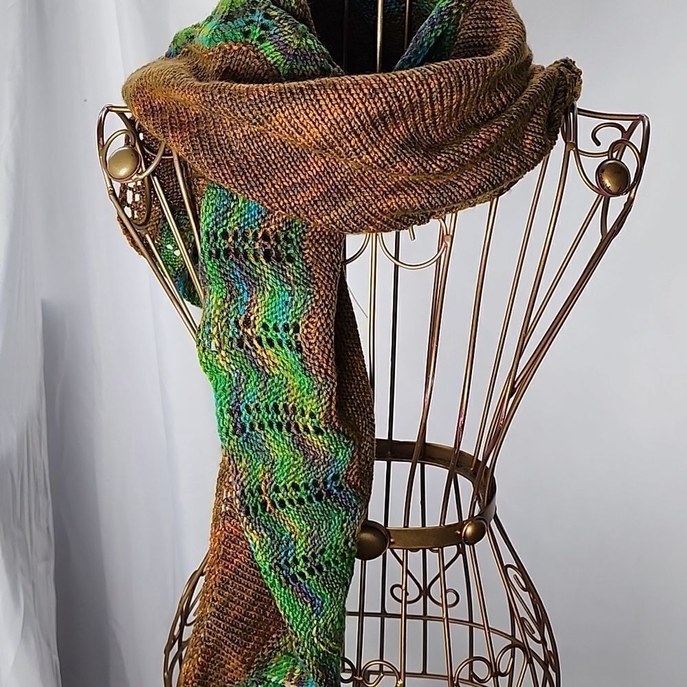 Funky Vintage Wool Triangle Crochet Scarf